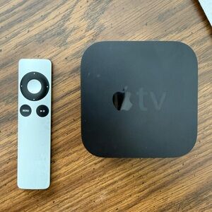 Apple TV 2nd generation with remote
